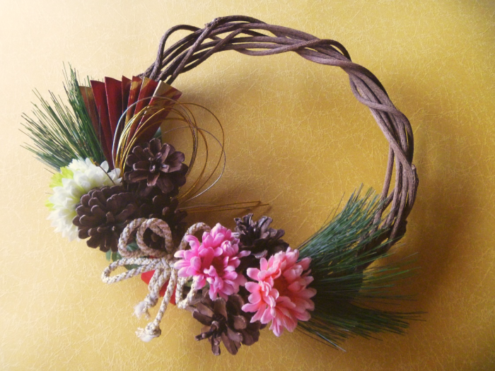 12/4(土)　手作り講座「お正月リース作り」開催