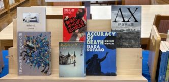 〈２月の一般コーナー➁〉「祝！作家生活25周年　伊坂幸太郎」<February General Corner 2> “Celebrating 25 Years of Writing: Kotaro Isaka”