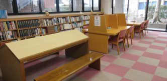 閲覧机・勉強机のご案内